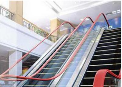 Chine Largeur extérieure d'étape de l'escalator 600mm avec le capteur de vitesse de balustrade à vendre