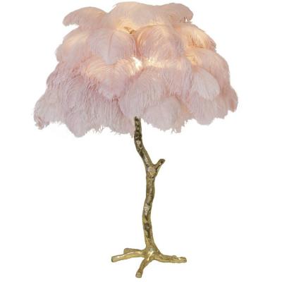 China Modern Creative Modern Copper Rose Light Resin Desktop Resin Ostrich Copper Feather Palm Tree Light for sale