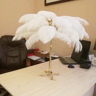 China Bedside Modern Nordic Gold Decoration Mail Ostrich Feather Silver Copper Coffee Table Lamp With Ostrich Feathers for sale