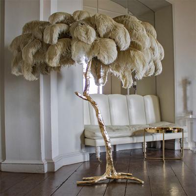 China Alibaba contemporary 170cm 200cm led feathers standing light resin ostrich feather shade table floor lamp copper base for sale