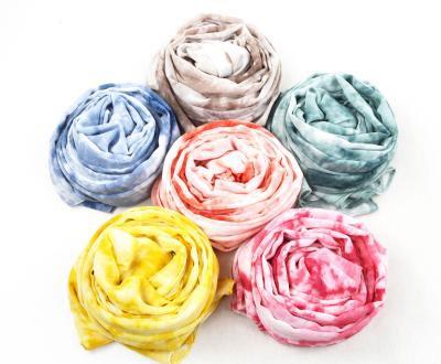 China New Design Polyester Scarves Women Summer Muslim Hijab Lightweight Tie Dye Chiffon Hijab Print Shawl for sale