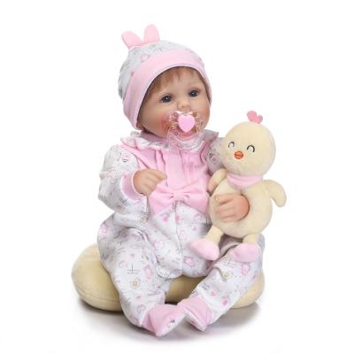 China DIY TOY Girl Doll Cloth Children Bebe Gift Dolls Pretty Alice Best Body Newborn Dolls 40cm Soft Silicone Reborn for sale