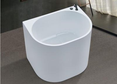 China Mini bañera blanca de 800 mm con borde delgado para baño estrecho en venta