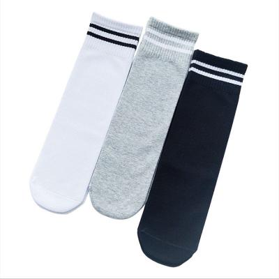 China Breathable New Fashion Striped Women Socks Breathable Slouch Socks Midi Girl Socks for sale