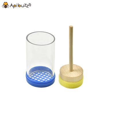 China Bee Farm Hand-Push Queen Bee Marking Bottle Size Wide Beekeeping Tools Cages Beekeeping Apiary Equipment Supplies for sale