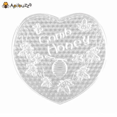 China Heart Shape Comb Plastic Honey Cassettes Honeycomb Box Making Container Beekeeping Beekeeping Equipment Heart Shaped Hive Supplies for sale