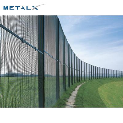 China Anping Factory Supply Easily Assembled HD Galvanized 358 Safety Farm Fence For Sale for sale