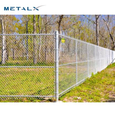 China Easily Assembled Metalx PVC Coated 8 Foot Anti Climb Farm Wire Chain Link Fence Pakistan for sale