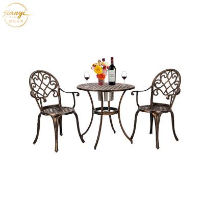 China Wholesale Antique American Modern Mix Outdoor Cafe Villa Courtyard Villa Courtyard Tables And Chairs With Ice Bucket for sale