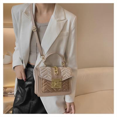 China Velvet Designer Handbags Famous Brands Ladies Cross - Body Purses Velvet Purses and Handbags for Women Luxury Purse for sale