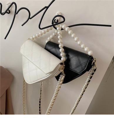 China Lady's Mini Leather Handbags Women Bags PU Ladies Triangle Purse Bag Clutches Casual Phone Bag With Pearls Handle for sale