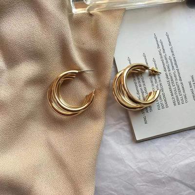 China HOT SALE Simple Minimalist Gold Trendy Silver Circle Fashion Geometric Circle Earring For Women for sale