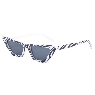 China 2018 Small Frame Men's White Sunglasses Fashion Glass Plastic Men's Sunglasses for sale