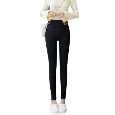 China Breathable Lambswool Thickened Padded Black Running Winter Tights Bottoming Women's Autumn And Winter High Waist Tightly Legging for sale