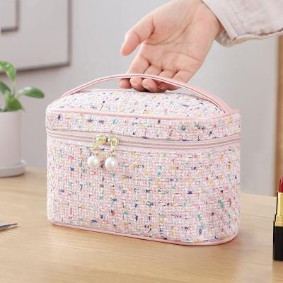 China ENGLAND STYLE Portable High Quality Wholesale Large Capacity Make Up Case, Makeup Bag Organizer Cosmetic Beauty Case For Women^ for sale