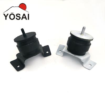 China For IVECO Daily Engine Mount Mount Left & Right 8588903 8588904 COXIM DIREITO ENGINE For IVECO JOURNAL II Platform / Chassis for sale