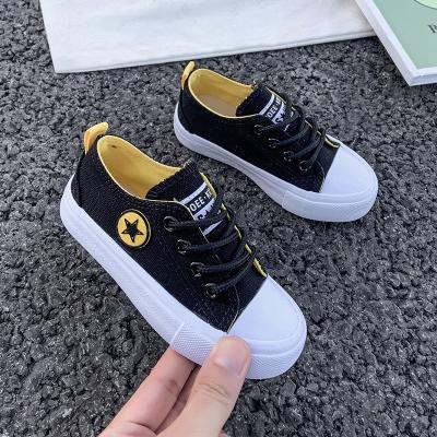 China Kids Canvas Shoes Girls Casual Shoes Flat Fabric Shoes Breathable New Spring Boys Sneakers For Kids for sale