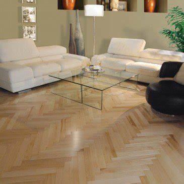 China Graphic Design Modern American Hickory Solid Hardwood Flooring Indoor Herringbone Flooring Return & Replacement Over 5 Years for sale