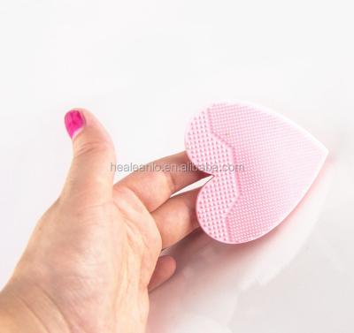 China Universal Pore Remover Heart Shape Scrubber Vegetable Sponge Kitchen Sponges Silicone Dish Washing Brush For Dishes for sale