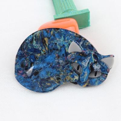 China Large Cool Hiphop Resin Safety Cool Animal Brooches Pins Mixed Color Acrylic Fox Clothing Brooches Pins Decoration Jewelry Accessories for sale