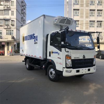 China SINOTRUK HOWO Low Power Refrigerated Transport Freezer Food Truck 5 Tons Freezer Truck Ice Cream Truck Refrigerator for sale