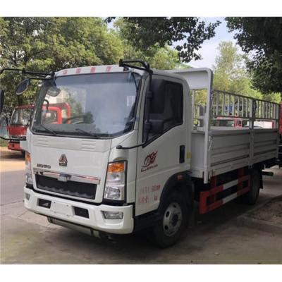 China 5 Ton Cargo Truck Box Cargo Trucks SINOTRUK HOWO 6 Wheels Cargo Lorry Goods For Sale in Kazakhstan for sale