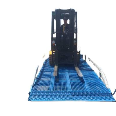 China Ton Factory Customized Portable Loading Goods 10 Ton Adjustable Dock Dock Ramp for sale