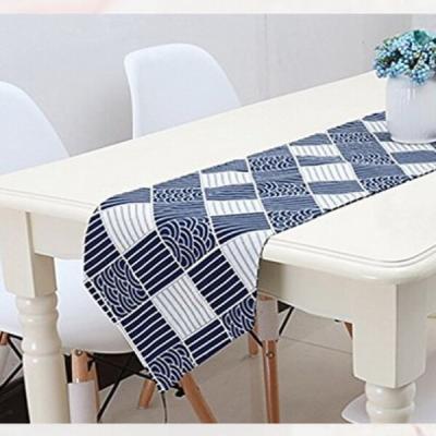 China Unique Design Stripe Table Runner Luxury Burlap Polyester Print Fringed Bohemian Boho Table Runner Cover For Table Top for sale