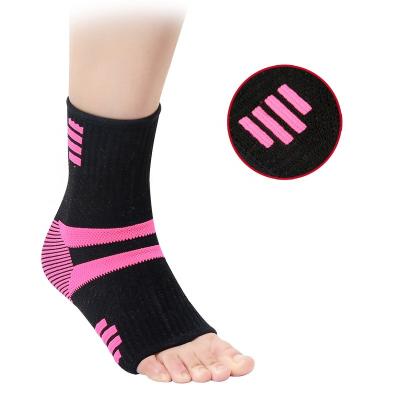 China Breathable Gym Sports Fitness Sports Accessories Workout Compression Ankle Brace Support Protector Elastic Adjustable Ankle Sleeve for sale