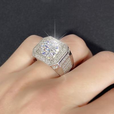 China FASHIONABLE Ring 3 Carat Moissanite Hip-Hop Diamond Ring Custom Adjustable Luxury Domineering Wedding Ring High Jewelry for sale