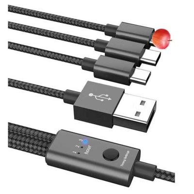 Cina USB 2.0 In1 di 2.4A 18W 3 che fa pagare l'auto di sincronizzazione del cavo spenta in vendita