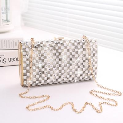 China Fashion summer style party handbags new European and American fashion diamond-studded urban ladies one-shoulder messenger bag for sale