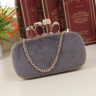 China Portable/Handle/Single Shoulder/Cross - Plush One-Shoulder Bag Evening Dress Chain Bag Fashion Ladies Body Bag Diagonal Coin Purse Clutch Bag for sale