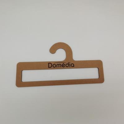 China New classic/postmodern high quality eco-friendly paper hangers customized kids paper hangers for dry cleaners for sale