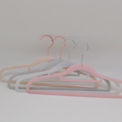 China New Arrival Material Hangers High Quality Non-slip Transparent Candy Colors Space Saving Eco-Friendly Assembled Hanger for sale