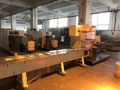 China High speed Pillow Type Packaging Machine three side sealing 2000KG for sale