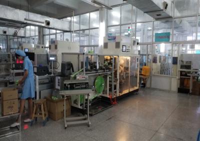 China Full auto Wet Wipes Packing Machine Air Consumption ≤300LPM professional high speed for sale