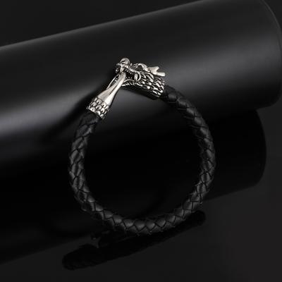 China 2020 CLASSIC Trade Assurance Vintage Viking Thor's Hammer Stainless Steel Norse Wolf Head Religious Men's Pending Accessories for sale