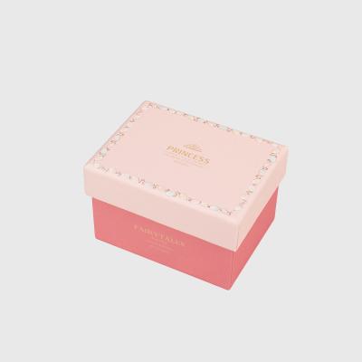 China Recycled Custom Logo Printed Materials Size Cardboard Paper Packaging Gift Box Lid And Base Box for sale