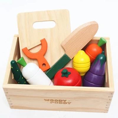 China New 2018 Christmas style children's wooden toys vegetables and fresh fruit toy puzzle wooden cutting board for sale