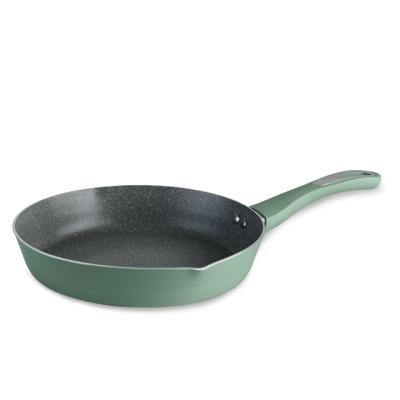 China Best Wholesale Price Viable Nonstick Pressed Aluminum Frying Pan With Wooden Handle And Multifunctional Frying Pan With Double Oil Mouth for sale