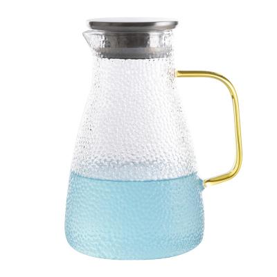 China Viable Glass Pitcher With Lid Hot Milk Juice Beverage Kettle Glassware Water Jug Cold Water Coffee for sale