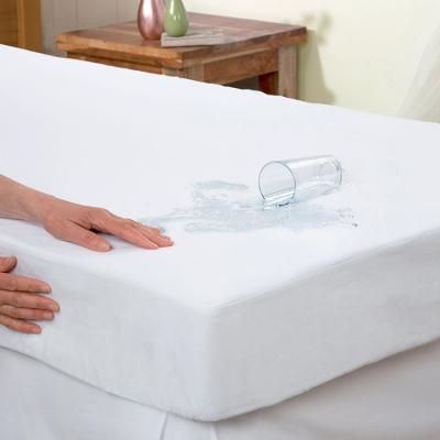 China Hot Selling Comfortable Hypoallergenic Waterproof Air Permeable Mattress Protector For UK for sale