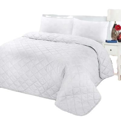 China Home No Smell All Seasons Suitable Bed Comforter for sale