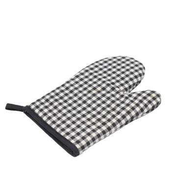 China Non-slip Oven Mitts and Pot Holders Place Oven Mitts High Temperature Resistant with Thick Cotton Oven Gloves Kitchen Towels for sale