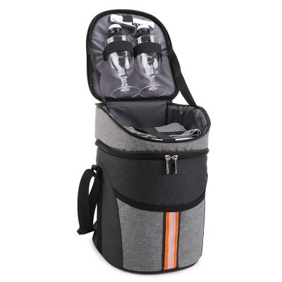 China Outdoor Part 2 Person Outdoor Portable Picnic Bag with Full Cutlery Set and Cooler Compartment for sale