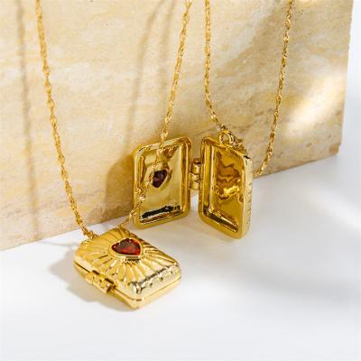 China New Retro Central Statistical Institute of Europe and America Zircon Charm Necklace Women Gold Plated Photo Album Box Fashion Exquisite Heart-Shaped Necklace for sale