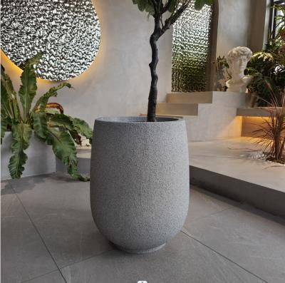 China Indoor And Outdoor Fiberglass Flower Pots Resin Flower Planter China Wholesale for sale