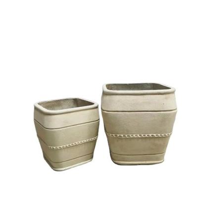 China Upgrade Your Outdoor Space with GRC Flower Planters in Ancients Style L38*W38*H38CM zu verkaufen