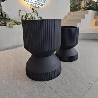 China Drainage Holes Reinforced Clay Planter Fiber Clay for Stronger Plant Growth for sale